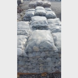 Flat River Pebbles in 25 kgs bags