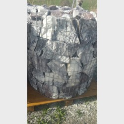 Violet Rocks 20/30 cm