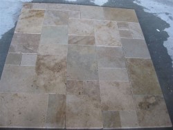 TRAVERTINE TUMBLED PAVERS