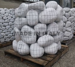 Carrara Pebbles  250/400 in Big Bag