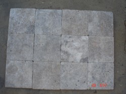TRAVERTINE TUMBLED FIELD TILES